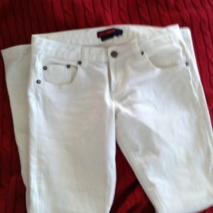 Bcbg skinny/straight leg white jeans- hemmed!
