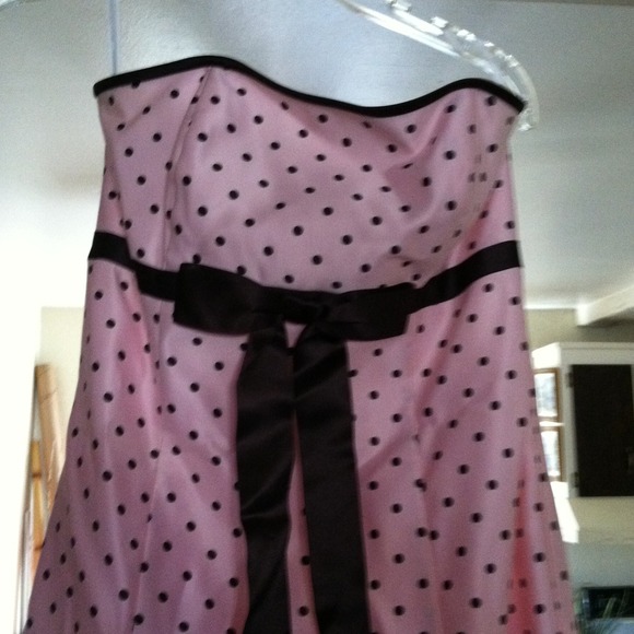 Prom dress! - Picture 2 of 4