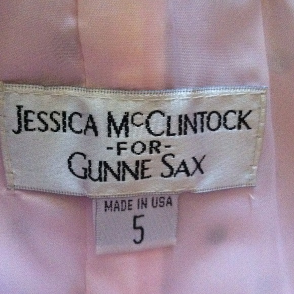 Prom dress! - Picture 3 of 4