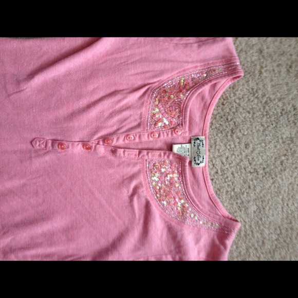 Pink top - Picture 2 of 2