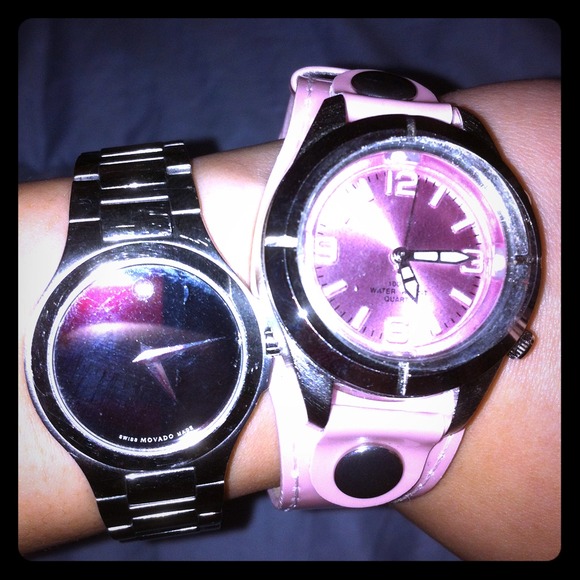 🚫SOLD🚫 BABY PINK BUCKLE WATCH