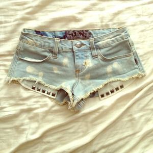 Super short booty shorts!