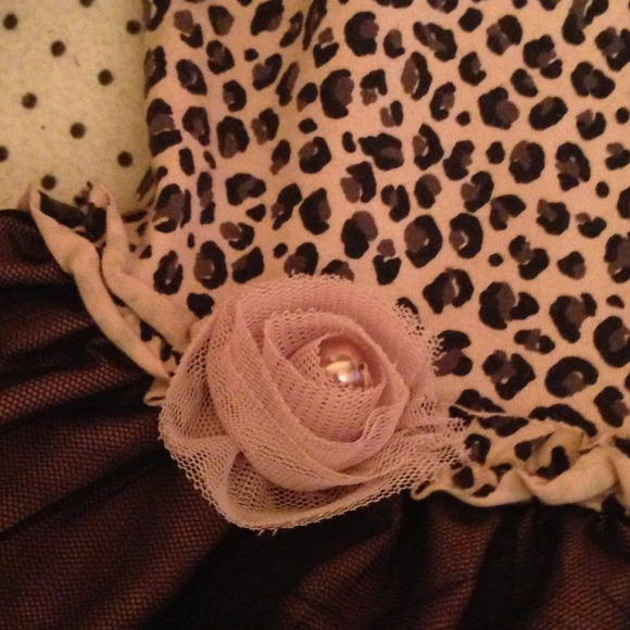 12mo party dress leopard n ruffles - Picture 3 of 3