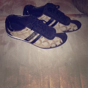 (RESERVED) Authentic Coach sneakers 😍😍😍