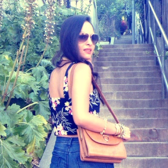 Crop top **Reduced** - Picture 2 of 3