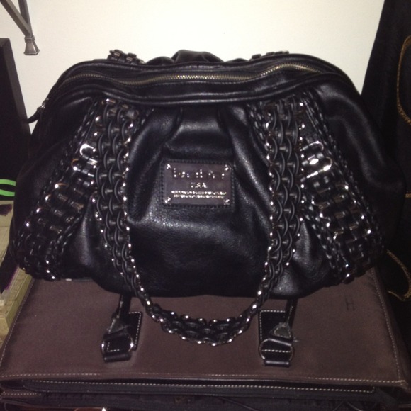 **TRADED**BeBe pocket book **reduced**