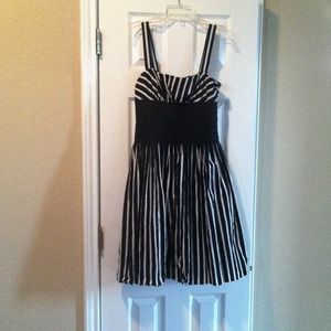 REDUCED!! Cute Dress! Great for summer Evenings.