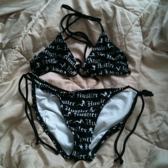 Hustler bikini