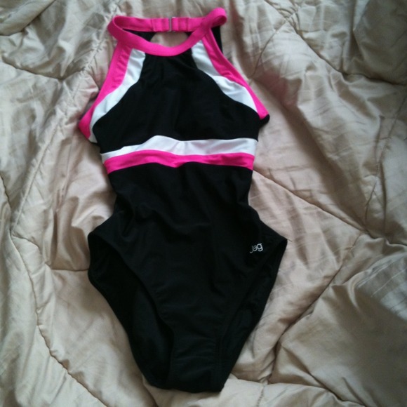 Jag cute bathing suit( reserved)