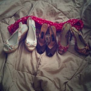 3 cute shoes bundle
