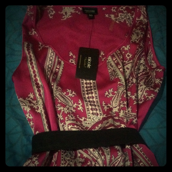 Flash Sale!!! Brand new sleeveless blouse