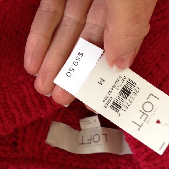 🎈SOLD🎈Gorgeous red Loft sweater - Picture 4 of 4