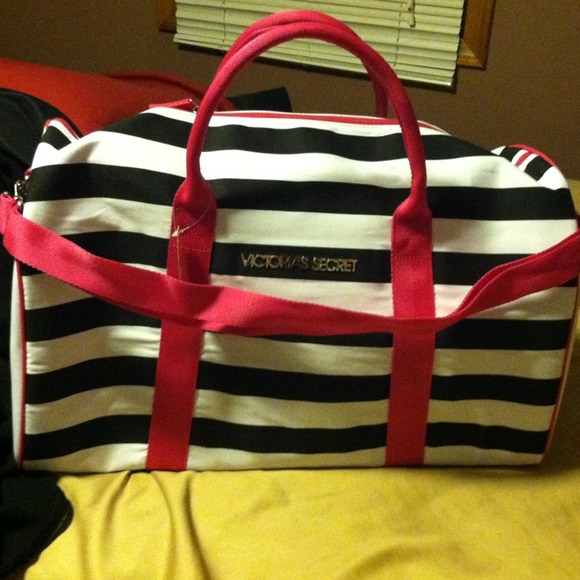 Overnight duffle bag