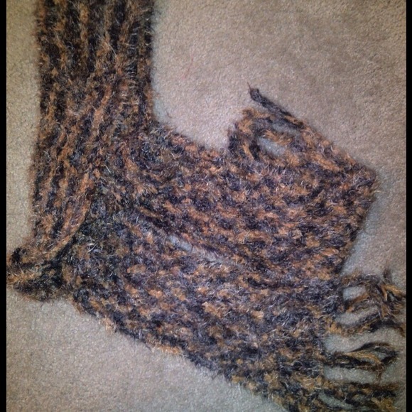 Fuzzy/ soft scarf AND brown sparkly scarf - Picture 2 of 4
