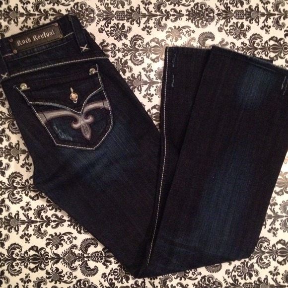 SOLD!! Rock Revival Stephanie Boot Cut Jeans