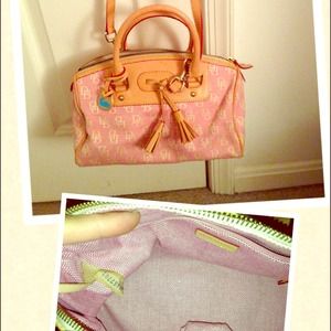 Dooney and Bourke handbag.