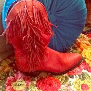 Size 8 m Capezzio red leather fringed boots
