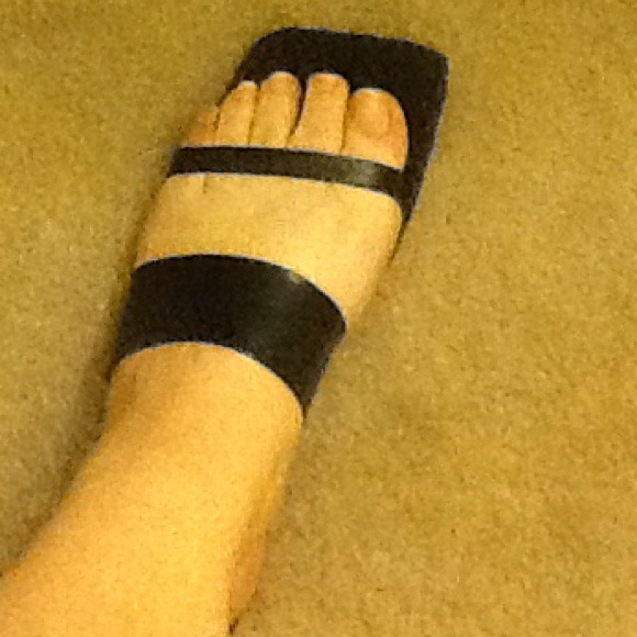 BCBG - Picture 2 of 4