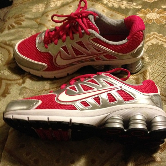 Sold.  Nike Shox Qualify +2
