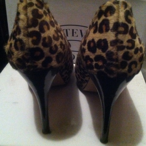 Steve Madden size 10 Regaal Leopard pony hair pump - Picture 3 of 3