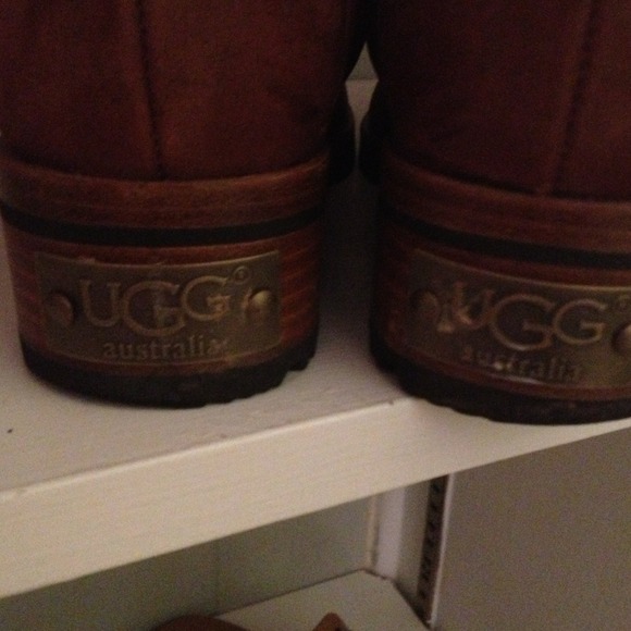 Ugg Chrystie Shearling Knee-High Riding Boots - Picture 4 of 4