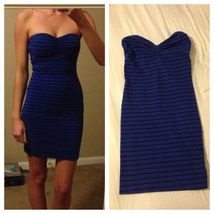 ❌Sold in bundle Strapless bodycon dress