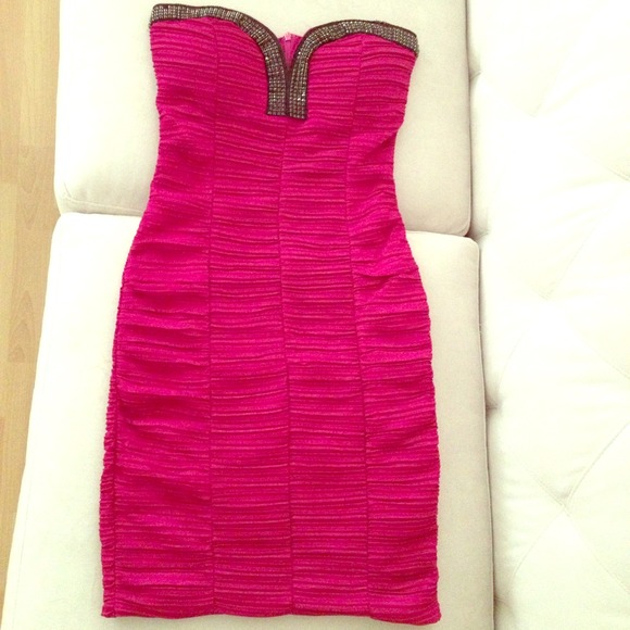 Raspberry Dress with Deep Sweetheart Neckline - Picture 1 of 4