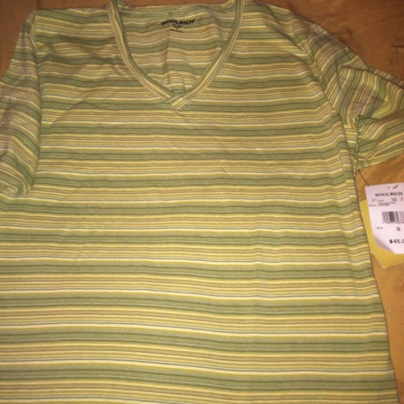 Comfy!!! NWT Short sleeve Woolrich shirt