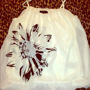 Cute Bubble Shirt With Diamond Flower!