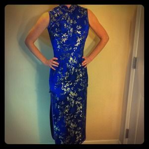 Blue and gold kimono style gown, Authentic, size 6