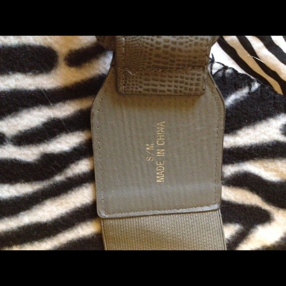 Sold - Picture 3 of 3