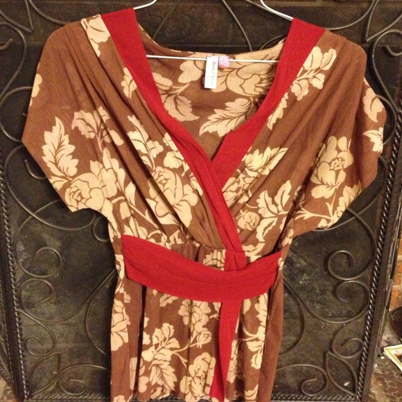 Short sleeve nice shirt for work or play!