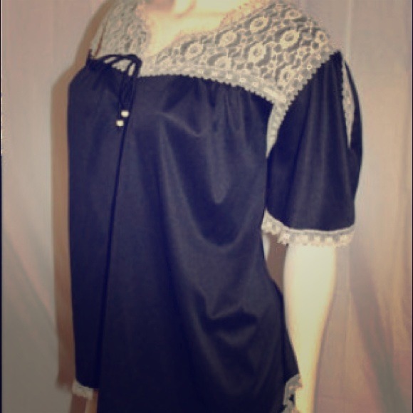 Black & Lace Vintage Blouse