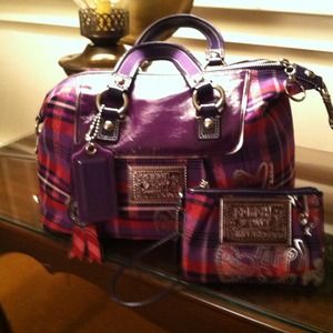 100% Authentic Coach bag!  NWOT