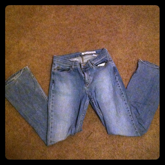 DKNY Jeans