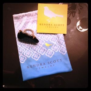 Kendra Scott Ring