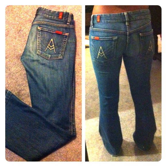 🚫Reserved  Authentic Seven 7 Jeans
