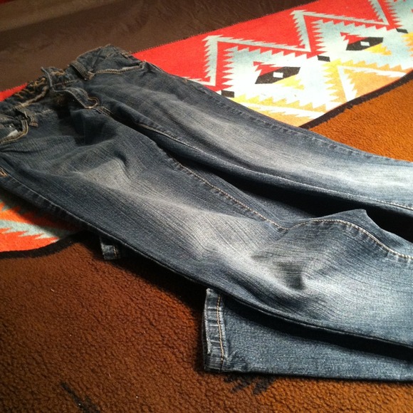 Jeans - Picture 2 of 3
