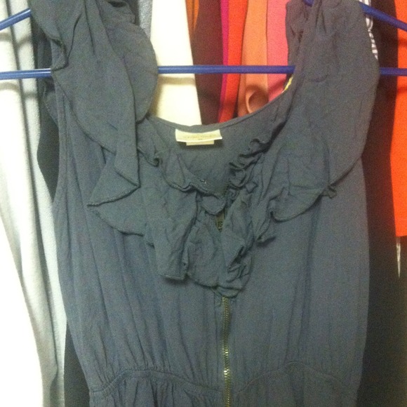 Gray romper - Picture 2 of 2