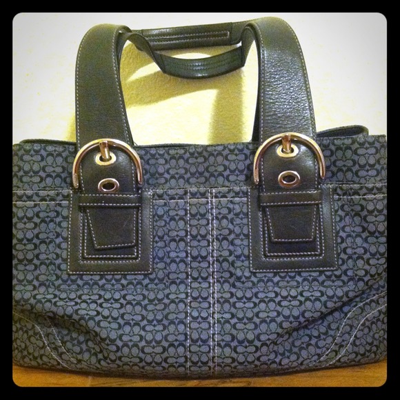 Navy Blue Coach Tote!