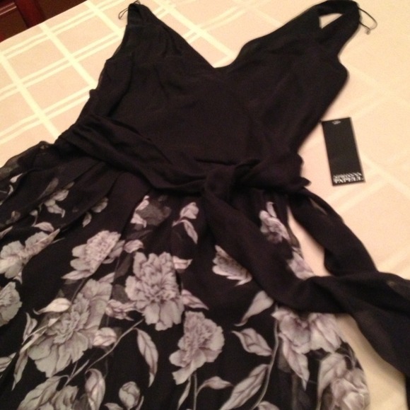 Adrianna Papell black & white dress - Picture 2 of 4