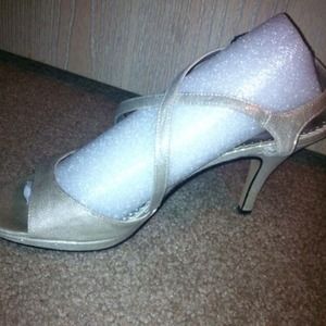 David's Bridal Heels