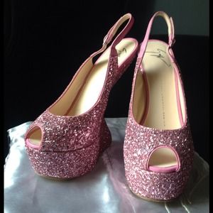 SOLDGiuseppe Zanotti Pink Glitter Pumps 38/8