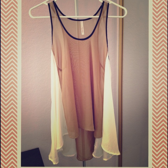 *Hold* Color block chiffon top