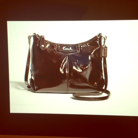 SOLD Coach Ashley Patent Leather Swingpack Authent