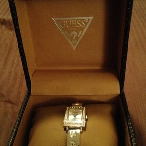 Price REDUCED! Brand new Guess watch