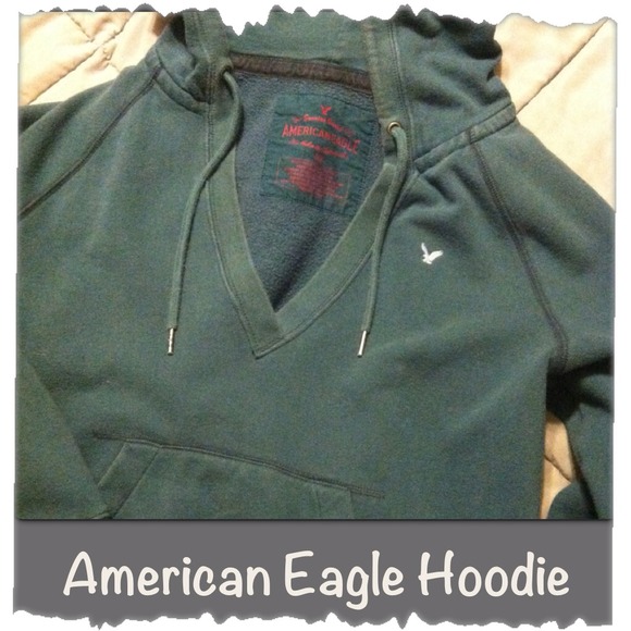 ***SOLD**American Eagle pullover sweatshirt hoodie