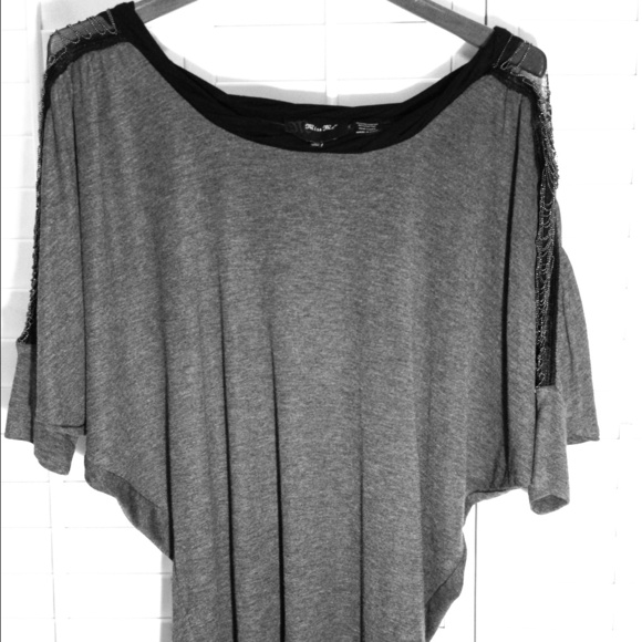 Miss Me top never worn!! Shirt is too large on me.