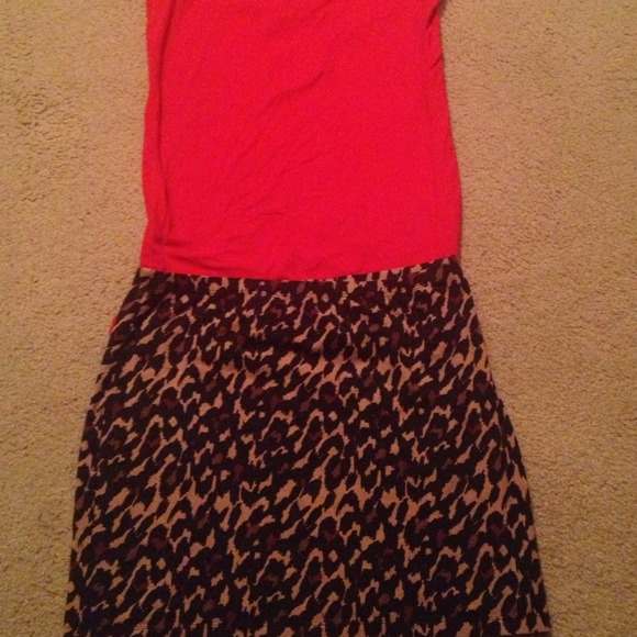 Leopard print skirt
