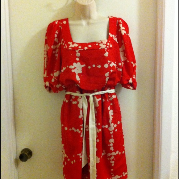 BNWT Coral Printed Dress